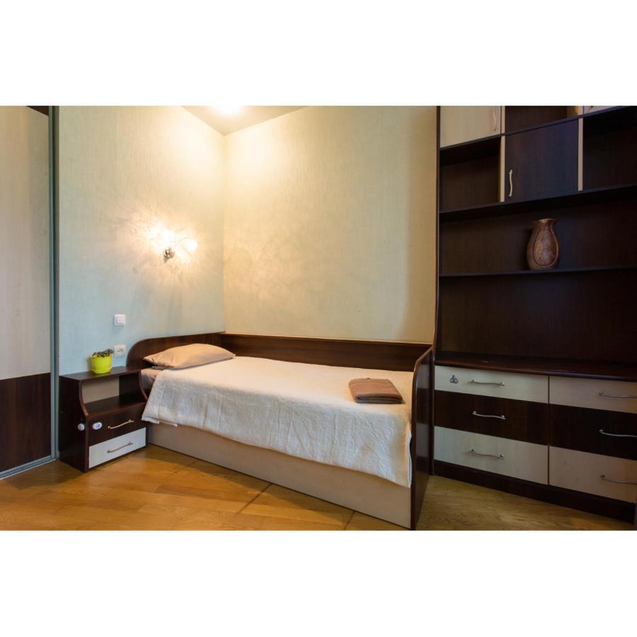 Apartment On Naukova 哈尔科夫 外观 照片