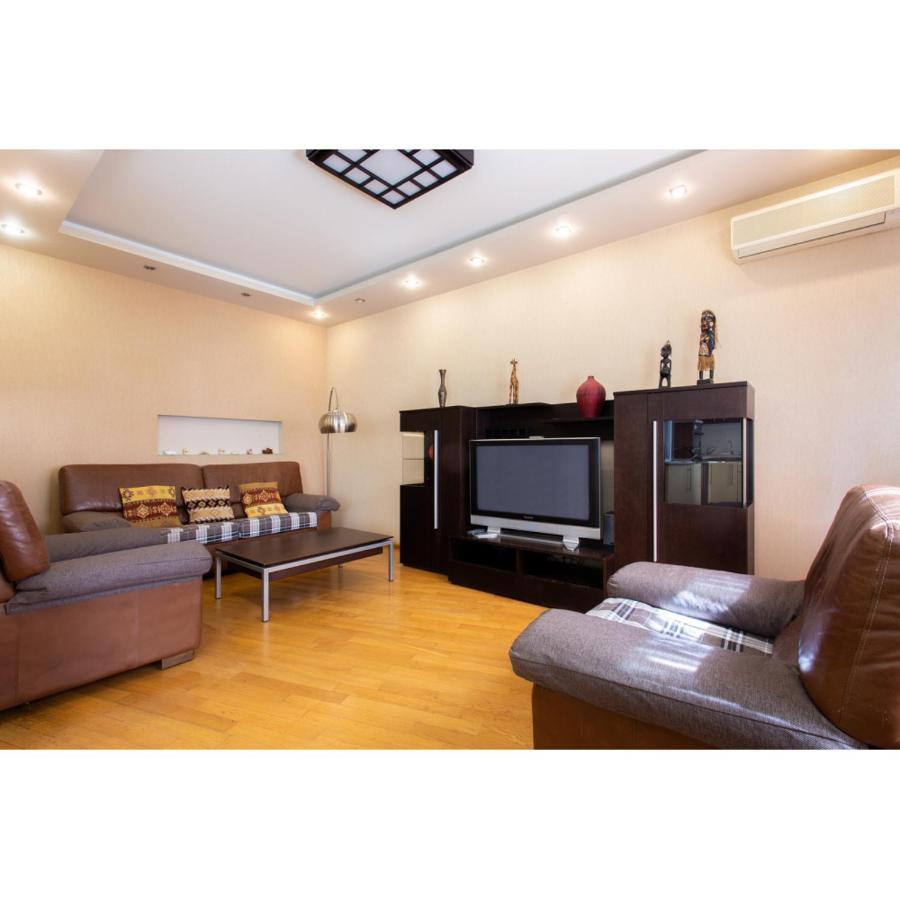 Apartment On Naukova 哈尔科夫 外观 照片