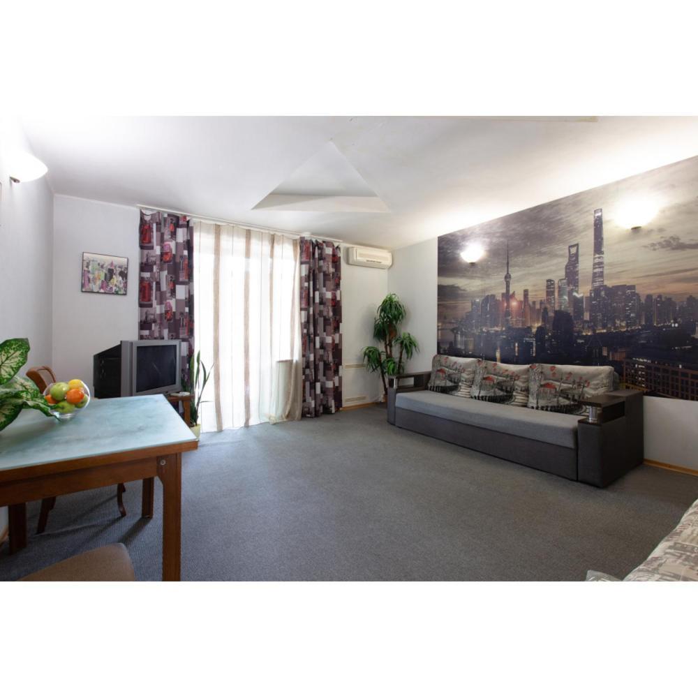 Apartment On Naukova 哈尔科夫 外观 照片
