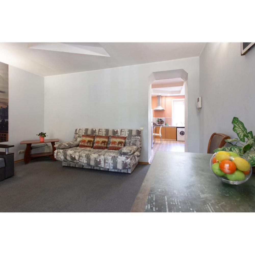 Apartment On Naukova 哈尔科夫 外观 照片